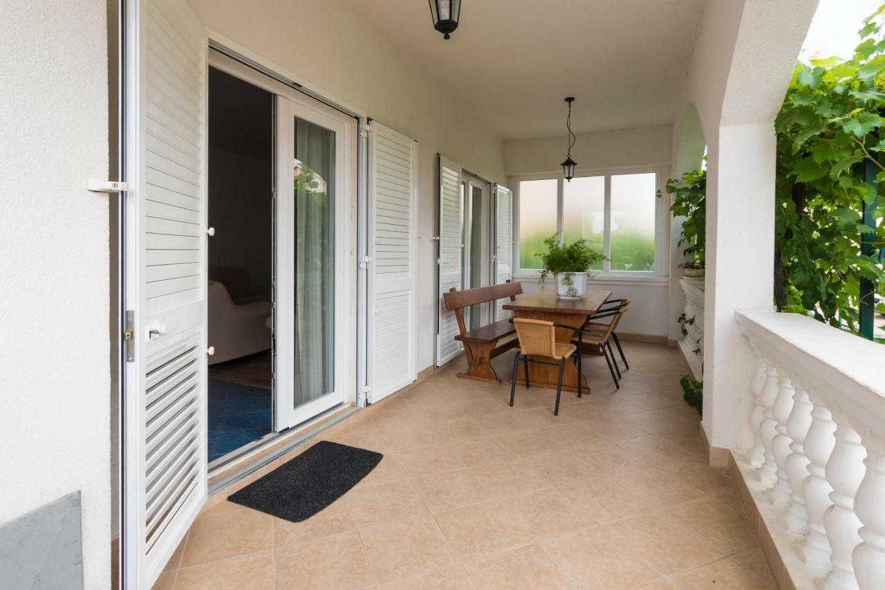 Apartman Bilac Водице Екстериор снимка